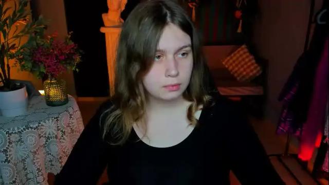 Image 2 of fioramarmoris Stream on Chaturbate on 9 days ago