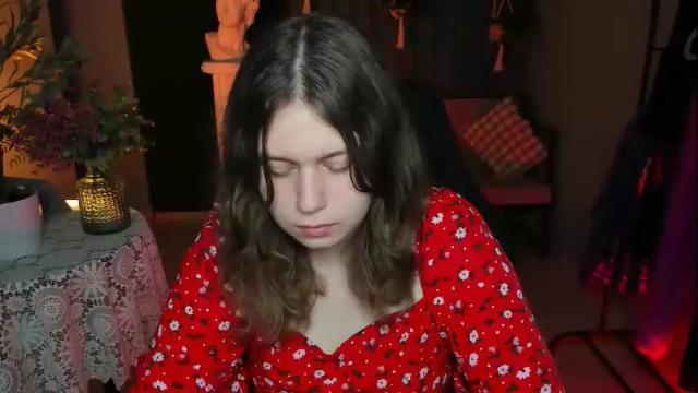 Image 4 of fioramarmoris Stream on Chaturbate on 5 days ago