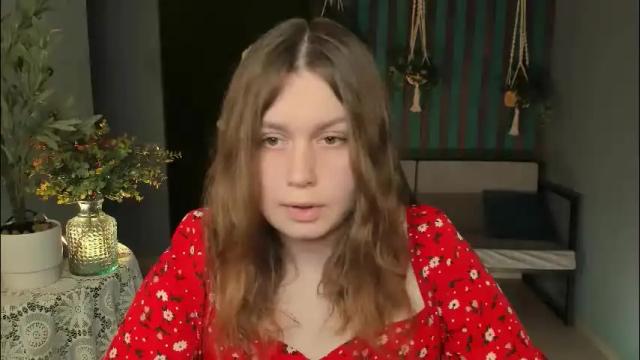 Image 11 of fioramarmoris Stream on Chaturbate on 16 days ago