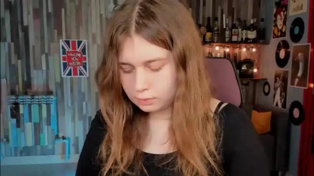 Image 10 of fioramarmoris Stream on Chaturbate on 1 month ago