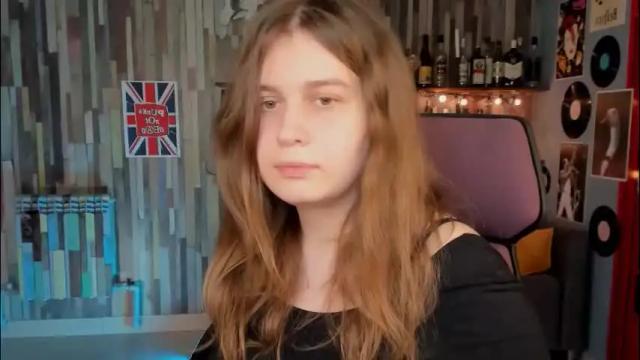 Image 12 of fioramarmoris Stream on Chaturbate on 1 month ago