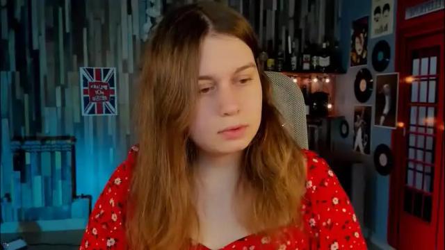 Image 2 of fioramarmoris Stream on Chaturbate on 1 month ago