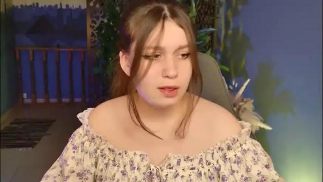 Image 8 of fioramarmoris Stream on Chaturbate on 1 month ago