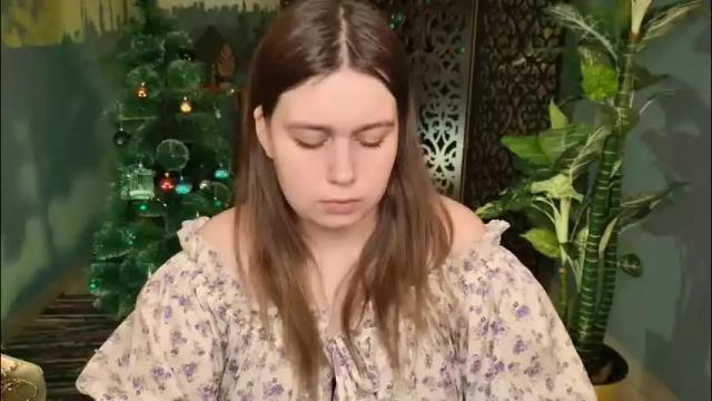 Image 11 of fioramarmoris Stream on Chaturbate on 23 days ago