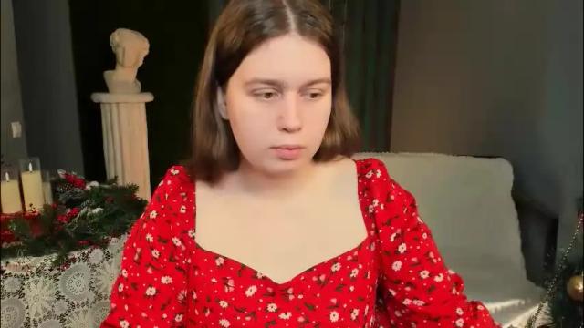 Image 12 of fioramarmoris Stream on Chaturbate on 9 days ago