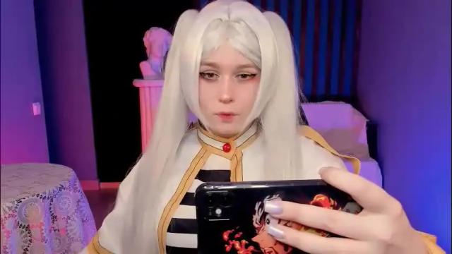 Image 2 of fioramarmoris Stream on Chaturbate on 7 days ago