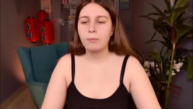 Image 6 of fioramarmoris Stream on Chaturbate on 18 hours ago