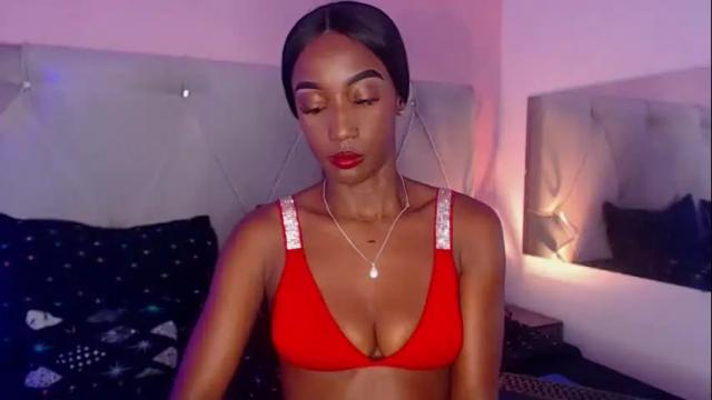 Image 2 of fiorelalenin Stream on Chaturbate on 17 days ago