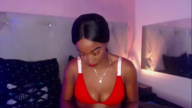 Image 3 of fiorelalenin Stream on Chaturbate on 17 days ago