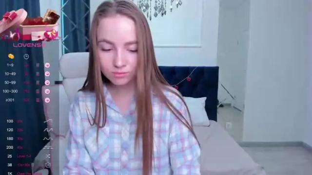 Image 12 of fire1_girl Stream on Chaturbate on 13 months ago