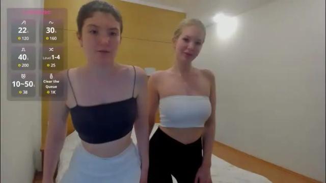 Image 2 of fire___fox Stream on Chaturbate on 6 months ago