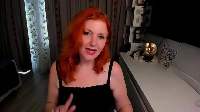 Image 4 of fire_foxone Stream on Chaturbate on 1 month ago