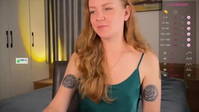 Image 6 of fire_red_ Stream on Chaturbate on 14 months ago