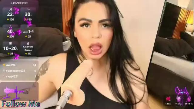 Image 3 of firephoenixjs Stream on Chaturbate on 6 months ago