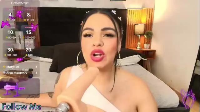 Image 6 of firephoenixjs Stream on Chaturbate on 6 months ago