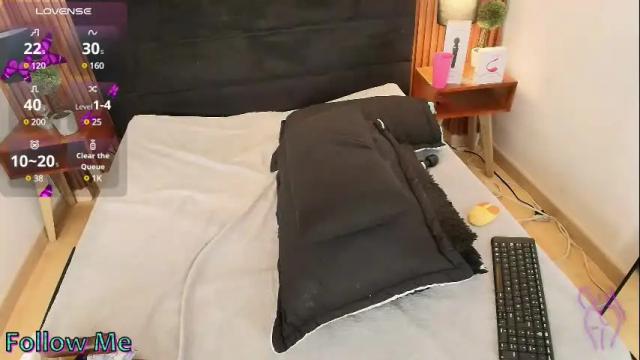 Image 2 of firephoenixjs Stream on Chaturbate on 5 months ago