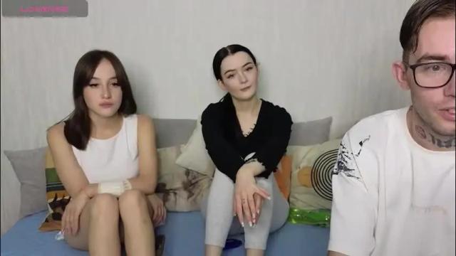 Image 2 of first_day_ Stream on Chaturbate on 2 months ago