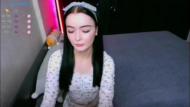 Image 3 of first_day_ Stream on Chaturbate on 1 month ago
