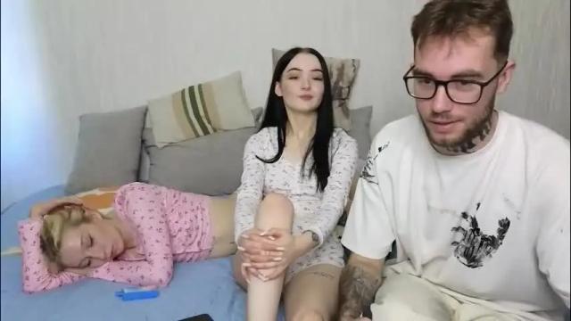 Image 12 of first_day_ Stream on Chaturbate on 1 month ago