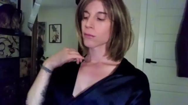 Image 2 of fit_trans Stream on Chaturbate on 18 months ago