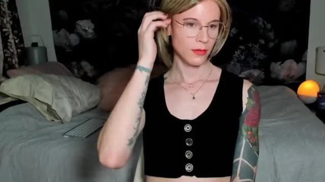 Image 7 of fit_trans Stream on Chaturbate on 17 months ago