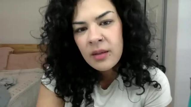 Image 6 of fitbabemona Stream on Chaturbate on 16 months ago