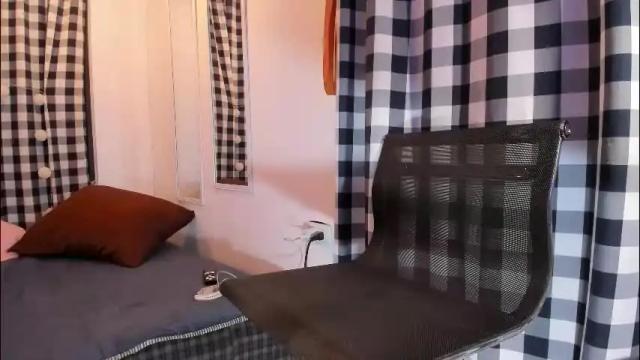 Image 11 of fitrosexxx Stream on Chaturbate on 29 days ago