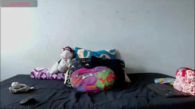 Image 3 of flacapaisa Stream on Chaturbate on 27 days ago