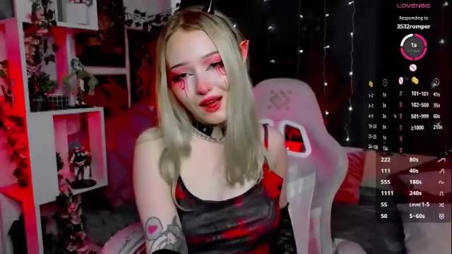 Image 3 of flaircorell Stream on Chaturbate on 2 months ago