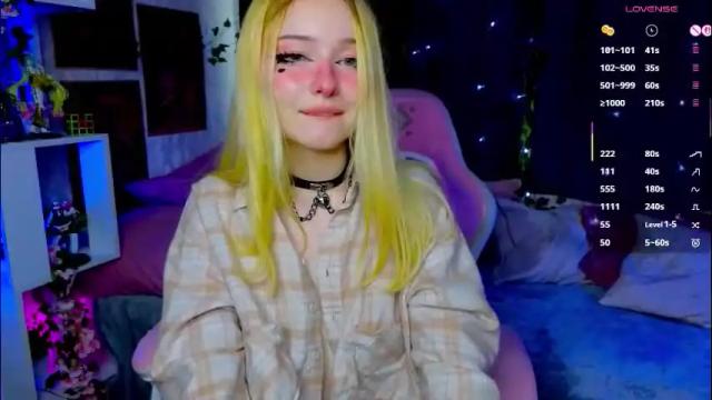 Image 2 of flaircorell Stream on Chaturbate on 1 month ago