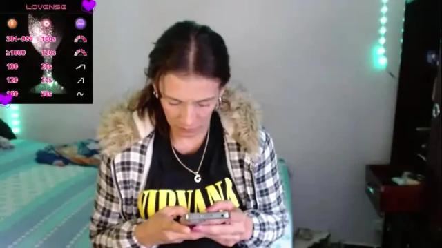 Image 3 of flak_sexy Stream on Chaturbate on 5 months ago