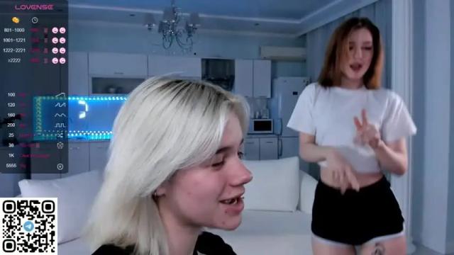 Image 3 of flamingdarkgirl Stream on Chaturbate on 13 months ago