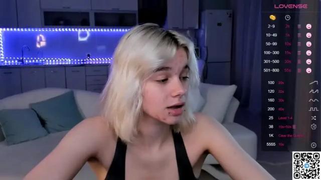 Image 10 of flamingdarkgirl Stream on Chaturbate on 18 months ago