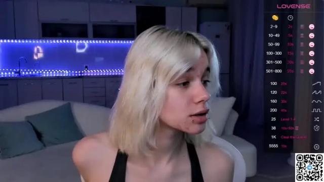 Image 2 of flamingdarkgirl Stream on Chaturbate on 18 months ago