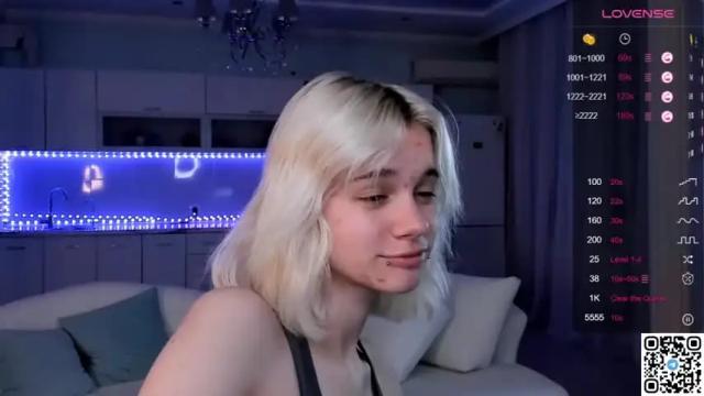 Image 3 of flamingdarkgirl Stream on Chaturbate on 18 months ago