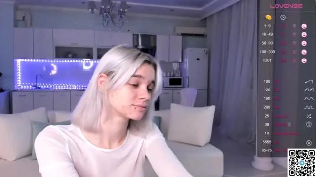 Image 12 of flamingdarkgirl Stream on Chaturbate on 18 months ago