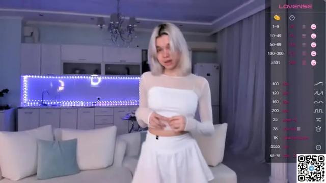 Image 2 of flamingdarkgirl Stream on Chaturbate on 18 months ago