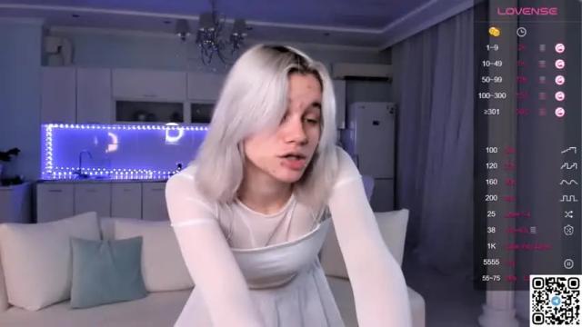Image 4 of flamingdarkgirl Stream on Chaturbate on 18 months ago