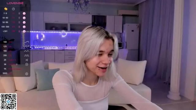 Image 10 of flamingdarkgirl Stream on Chaturbate on 18 months ago