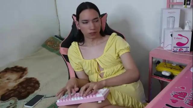 Image 11 of flaream_angel Stream on Chaturbate on 8 days ago