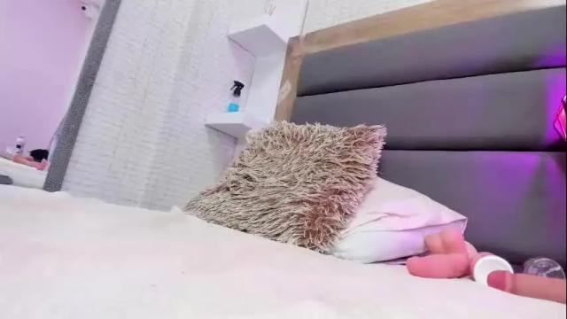 Image 10 of fleurgreco Stream on Chaturbate on 2 months ago