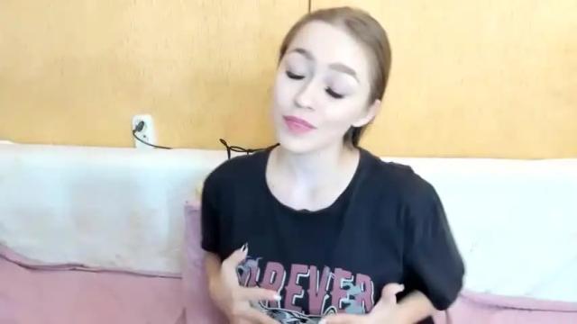 Thumbnail 3, fleurs_de_cerisier's Stream at Chaturbate, 19 months ago