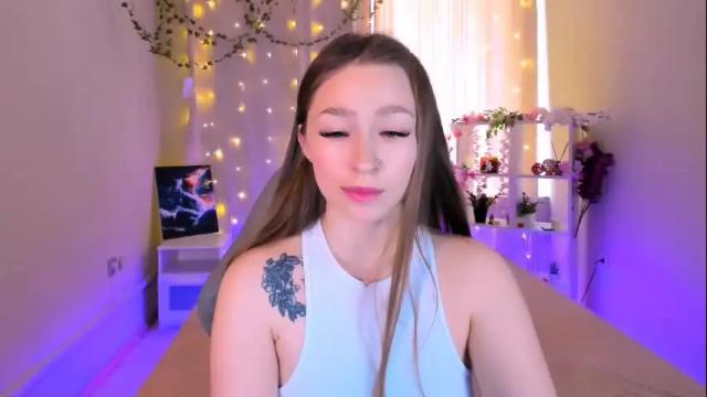 Thumbnail 1, fleurs_de_cerisier's Stream at Chaturbate, 27 days ago