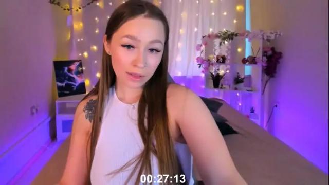 Image 7 of fleurs_de_cerisier Stream on Chaturbate on 29 days ago