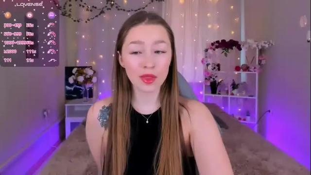 Image 6 of fleurs_de_cerisier Stream on Chaturbate on 2 days ago