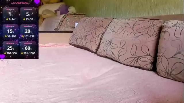 Image 3 of flexi_kitty8 Stream on Chaturbate on 24 days ago
