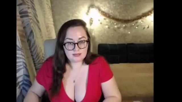 Image 3 of flirtwithkate Stream on Chaturbate on 17 months ago