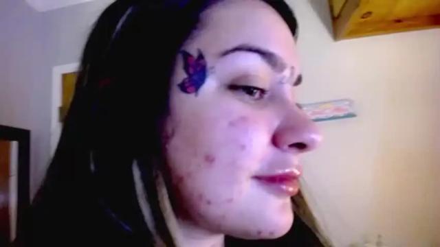 Image 4 of flirtygirlyy Stream on Chaturbate on 26 months ago