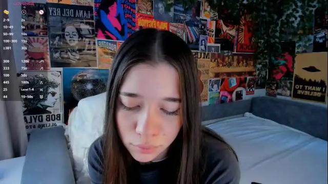 Image 7 of flirtykitty_ Stream on Chaturbate on 25 days ago