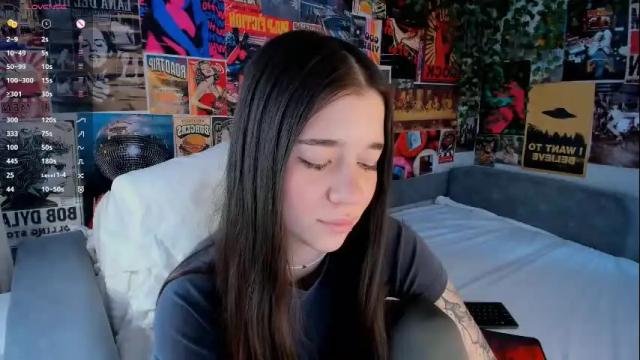 Image 8 of flirtykitty_ Stream on Chaturbate on 25 days ago